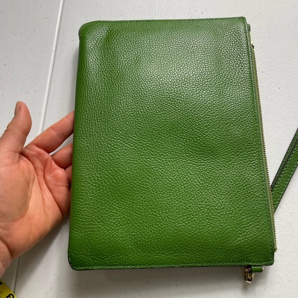 Michael Kors purse - Picture 3 of 13